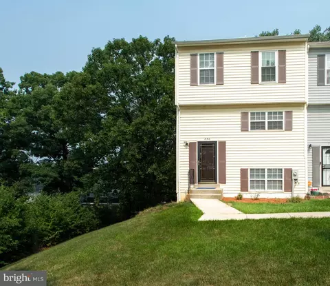 230 Sweet Pine Dr, Laurel, MD 20724