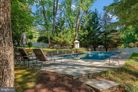 Exterior - 1218 Balfour Dr, Arnold, MD 21012 photo 6 of 11