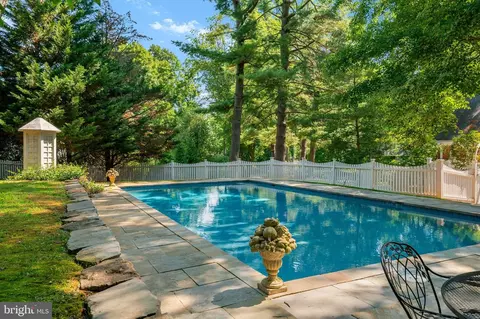 Exterior - 1218 Balfour Dr, Arnold, MD 21012 photo 10 of 11