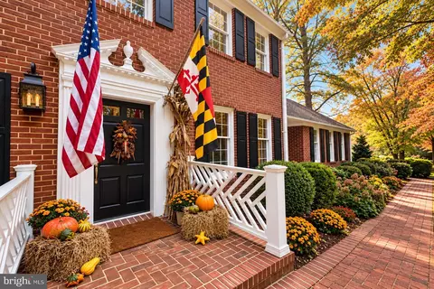 1218 Balfour Dr, Arnold, MD 21012