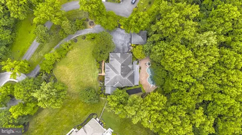 View/Area - 3404 Burgh Ln, Edgewater, MD 21037 photo 4 of 5