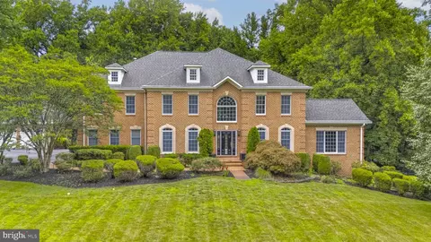Exterior - 3404 Burgh Ln, Edgewater, MD 21037 photo 4 of 9