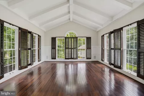 Living - 3404 Burgh Ln, Edgewater, MD 21037 photo 7 of 12