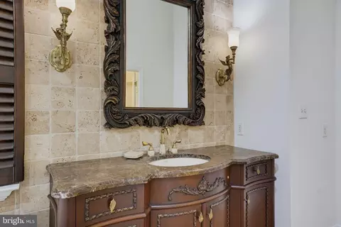 Bath - 3404 Burgh Ln, Edgewater, MD 21037 photo 4 of 4