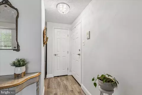 Entry Way - 625 Deering Rd #2A, Pasadena, MD 21122 photo 1 of 1