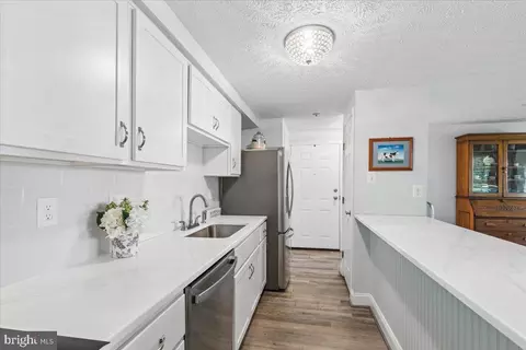Kitchen - 625 Deering Rd #2A, Pasadena, MD 21122 photo 6 of 6
