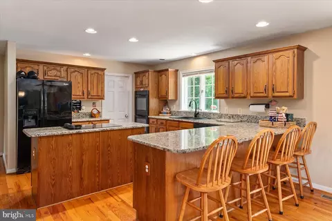 Kitchen - 6420 Meadowlark Dr, Dunkirk, MD 20754 photo 1 of 3