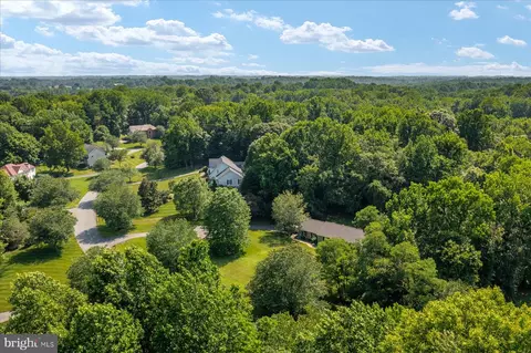 View/Area - 6420 Meadowlark Dr, Dunkirk, MD 20754 photo 2 of 10