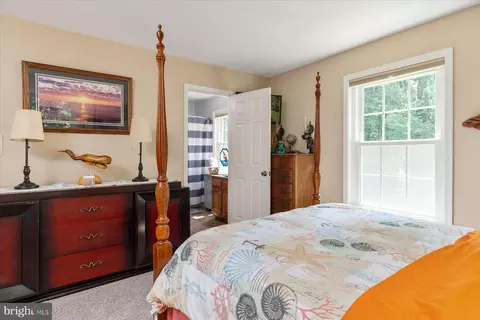 Bedroom - 6420 Meadowlark Dr, Dunkirk, MD 20754 photo 7 of 10