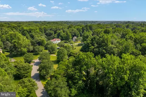 View/Area - 6420 Meadowlark Dr, Dunkirk, MD 20754 photo 8 of 10