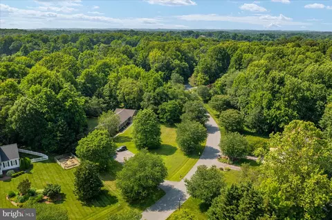 View/Area - 6420 Meadowlark Dr, Dunkirk, MD 20754 photo 7 of 10