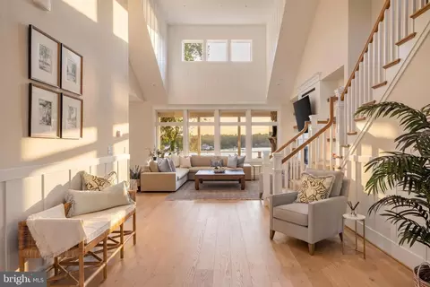 48 E Lake Dr # A, Annapolis, MD 21403
