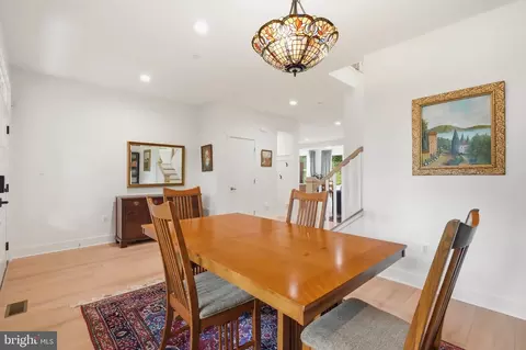 Dining - 1392 Baltimore Annapolis Blvd, Arnold, MD 21012 photo 2 of 4