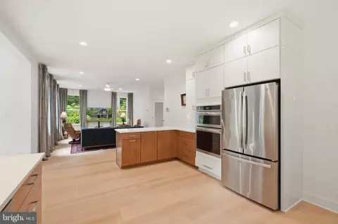 Kitchen - 1392 Baltimore Annapolis Blvd, Arnold, MD 21012 photo 6 of 6