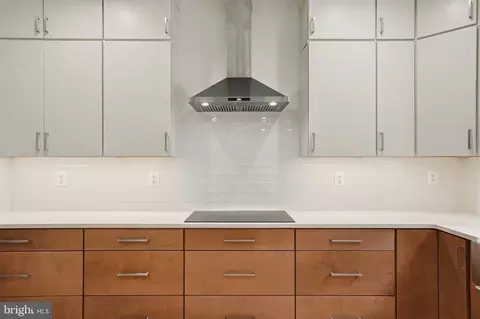 Kitchen - 1392 Baltimore Annapolis Blvd, Arnold, MD 21012 photo 3 of 6