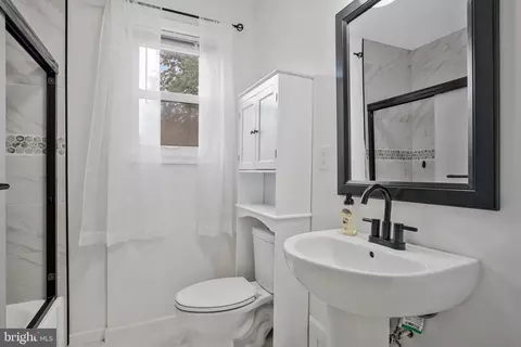 Bath - 4 Hampton Rd, Linthicum Heights, MD 21090 photo 2 of 4