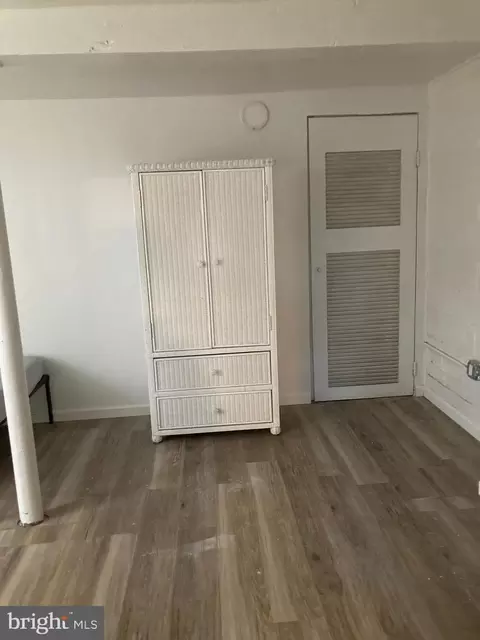 Bedroom - 4 Hampton Rd, Linthicum Heights, MD 21090 photo 2 of 3