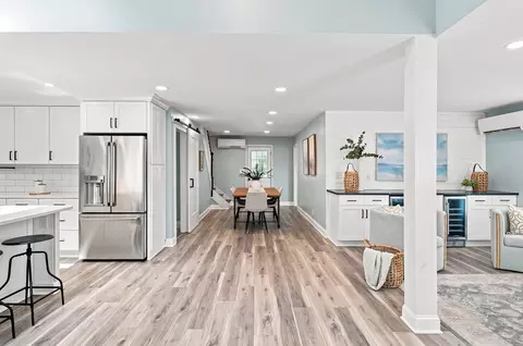Entry Way - 2908 Main St, Edgewater, MD 21037 photo 1 of 2