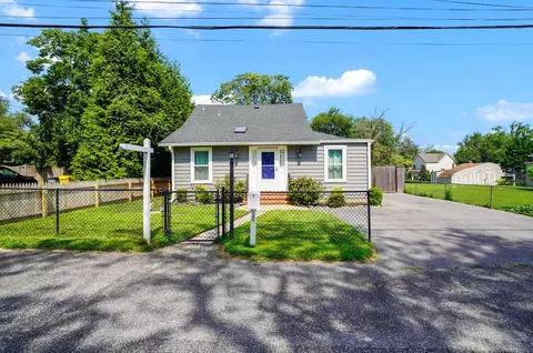 Other - 2908 Main St, Edgewater, MD 21037 photo 1 of 10