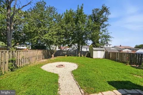 Exterior - 176 Carroll Rd, Pasadena, MD 21122 photo 5 of 6
