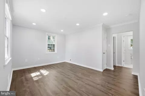Entry Way - 176 Carroll Rd, Pasadena, MD 21122 photo 1 of 5