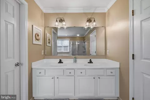Bath - 233 Circle Rd, Pasadena, MD 21122 photo 2 of 3