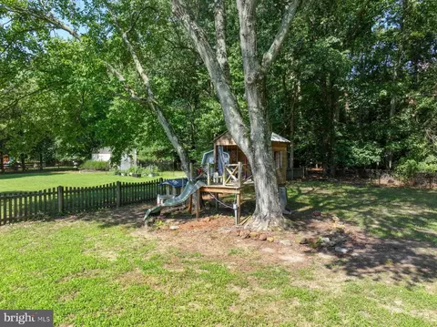 Exterior - 8327 Sail Ct, Pasadena, MD 21122 photo 7 of 12