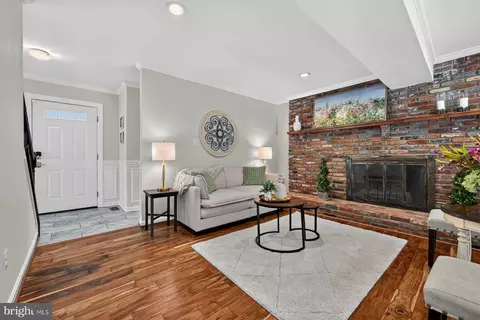 Living - 8327 Sail Ct, Pasadena, MD 21122 photo 3 of 3