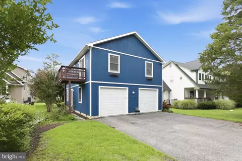Exterior - 5934 Sneed Dr, Deale, MD 20751 photo 1 of 7