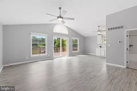 Living - 5934 Sneed Dr, Deale, MD 20751 photo 8 of 14