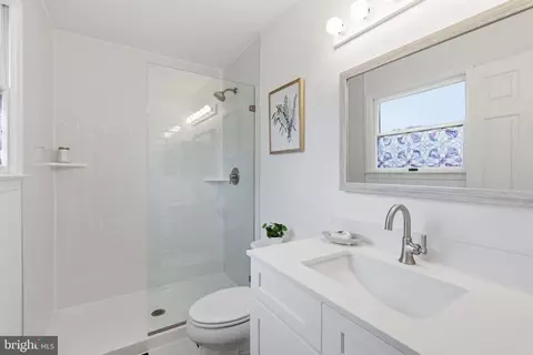 Bath - 5934 Sneed Dr, Deale, MD 20751 photo 1 of 2