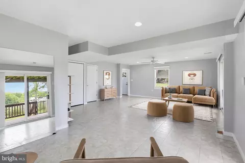 Living - 5934 Sneed Dr, Deale, MD 20751 photo 6 of 14