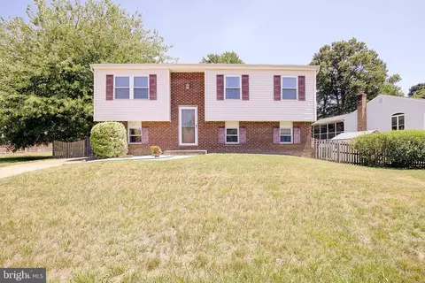 8213 Crab Apple Ct, Glen Burnie, MD 21061