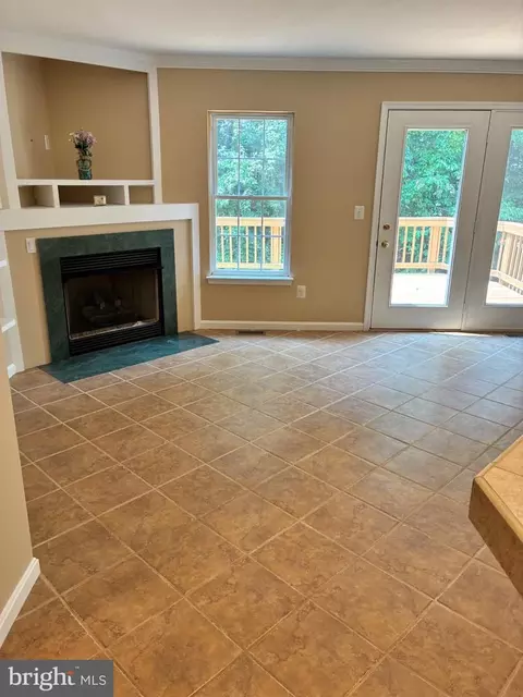 Living - 1410 Peregrine Path, Arnold, MD 21012 photo 5 of 7