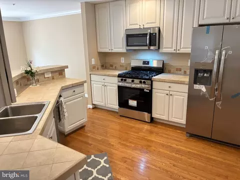 Kitchen - 1410 Peregrine Path, Arnold, MD 21012 photo 4 of 8