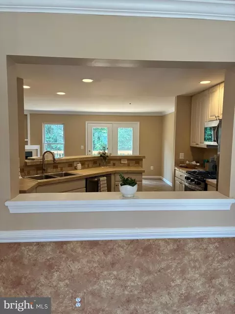 Kitchen - 1410 Peregrine Path, Arnold, MD 21012 photo 6 of 8
