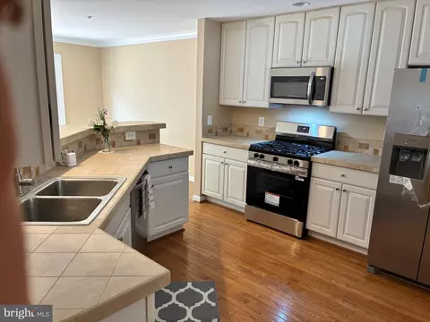 Kitchen - 1410 Peregrine Path, Arnold, MD 21012 photo 2 of 8