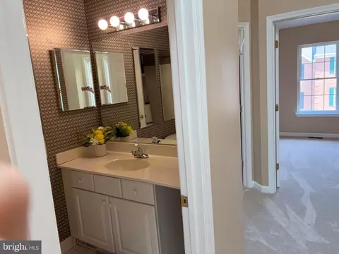 Entry Way - 1410 Peregrine Path, Arnold, MD 21012 photo 4 of 8