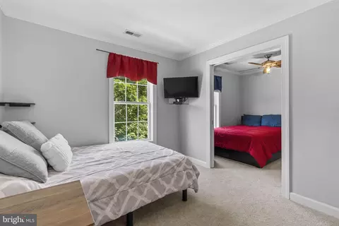 Bedroom - 2023 Compton Ct, Annapolis, MD 21401 photo 6 of 9