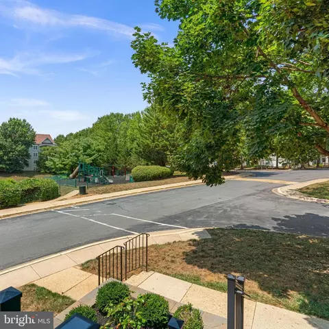 Exterior - 2023 Compton Ct, Annapolis, MD 21401 photo 3 of 4