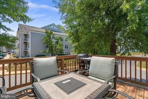 Exterior - 2023 Compton Ct, Annapolis, MD 21401 photo 2 of 4
