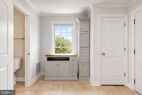 Entry Way - 2023 Compton Ct, Annapolis, MD 21401 photo 1 of 3