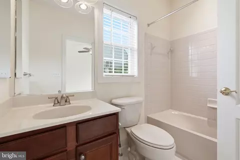 Bath - 903 Scupper Ct, Annapolis, MD 21401 photo 4 of 4