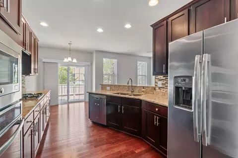 Kitchen - 7673 Elmcrest Rd, Hanover, MD 21076 photo 3 of 4