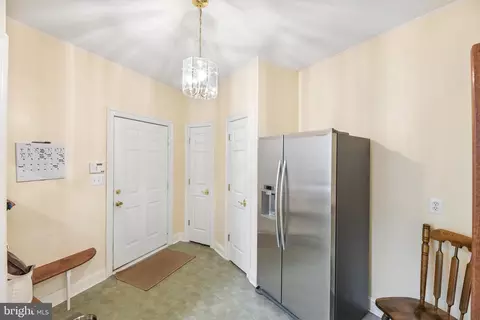 Entry Way - 144 Chickadee Dr, Dunkirk, MD 20754 photo 6 of 17
