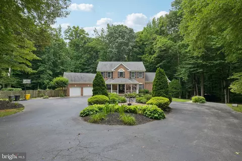 Exterior - 144 Chickadee Dr, Dunkirk, MD 20754 photo 4 of 31