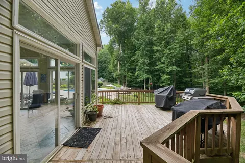 Exterior - 144 Chickadee Dr, Dunkirk, MD 20754 photo 15 of 31