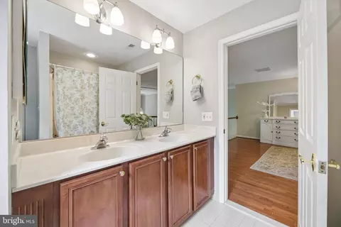 Bath - 144 Chickadee Dr, Dunkirk, MD 20754 photo 4 of 7