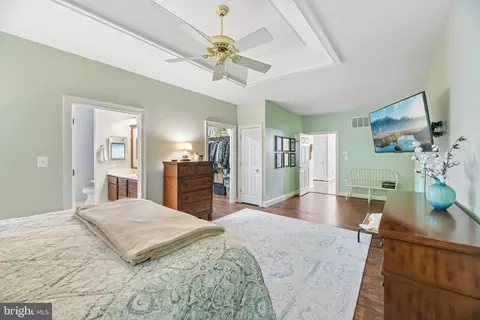 Bedroom - 144 Chickadee Dr, Dunkirk, MD 20754 photo 4 of 17