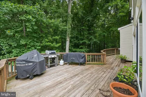 Exterior - 144 Chickadee Dr, Dunkirk, MD 20754 photo 13 of 31